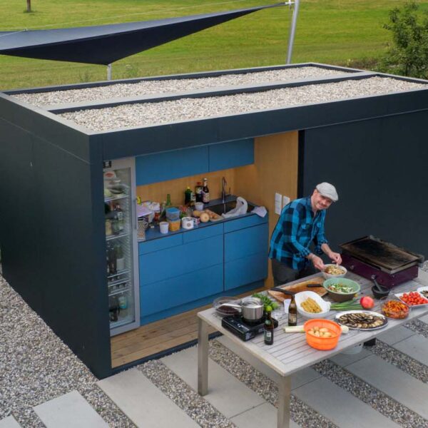 Gartenschrank mit Outdoorküche