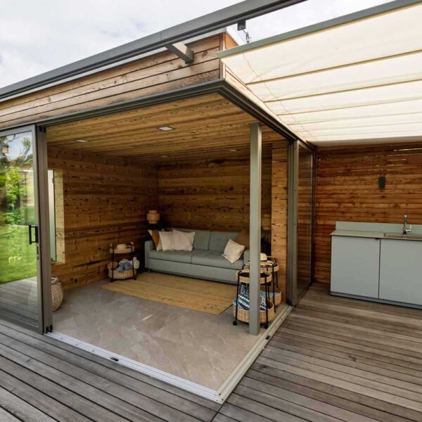 Outdoor-Komfort im Poolhaus